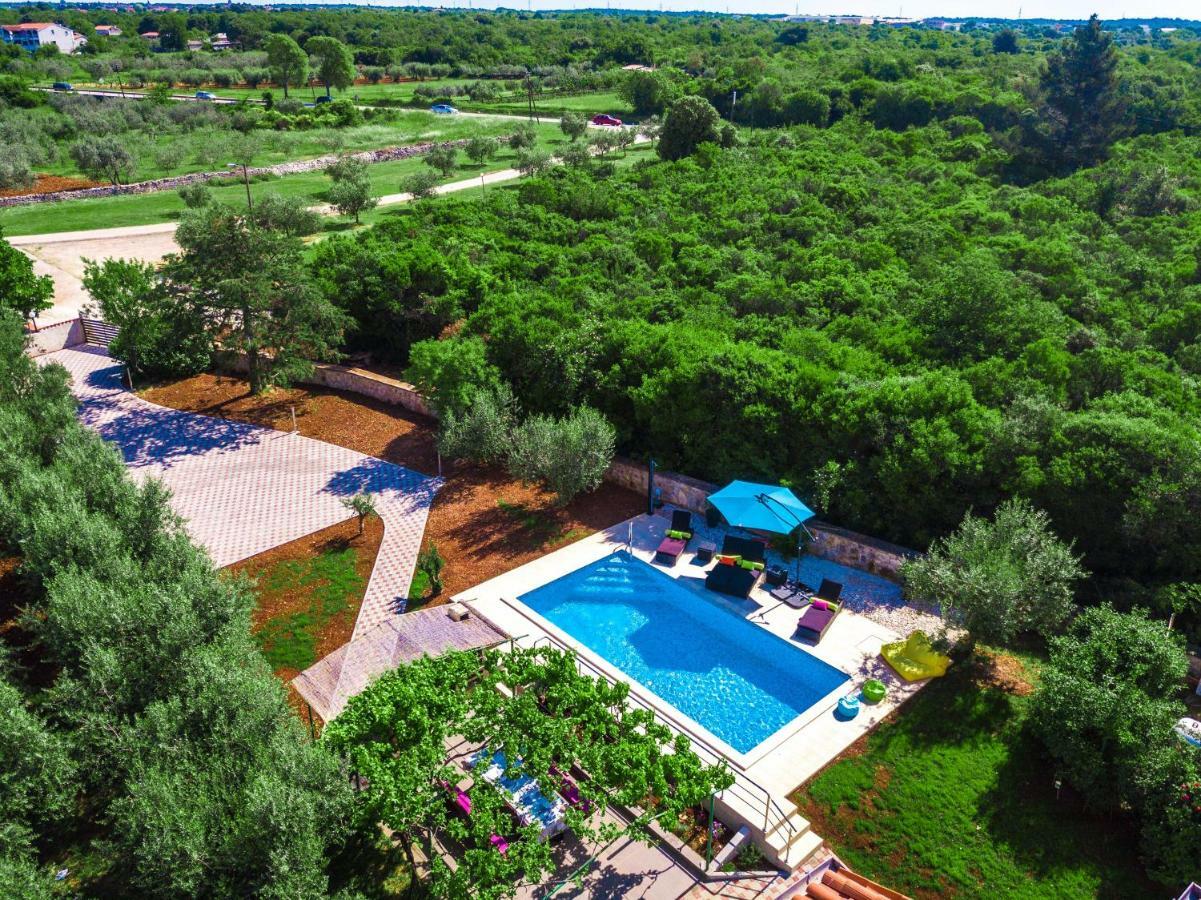 Holiday Home Mara Fondole Bagian luar foto