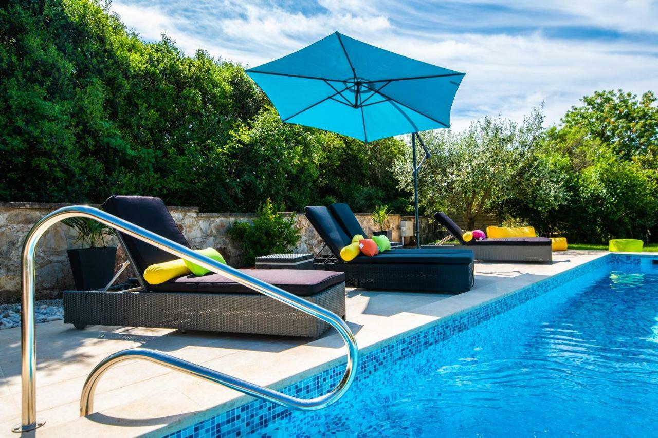 Holiday Home Mara Fondole Bagian luar foto
