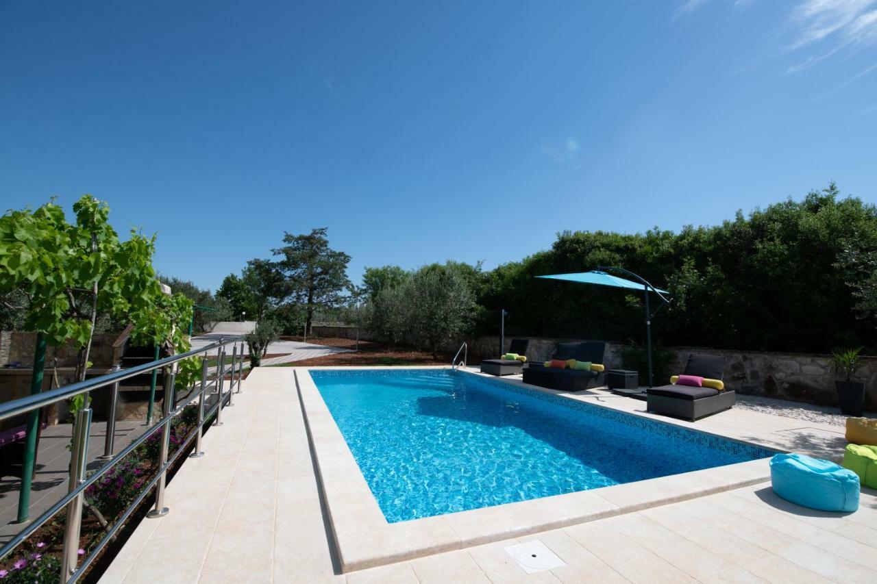 Holiday Home Mara Fondole Bagian luar foto