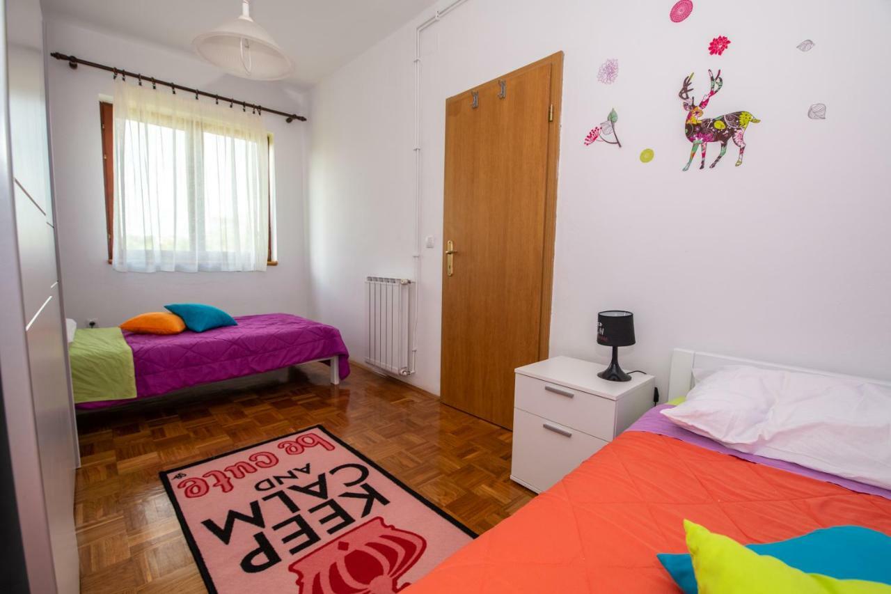 Holiday Home Mara Fondole Bagian luar foto