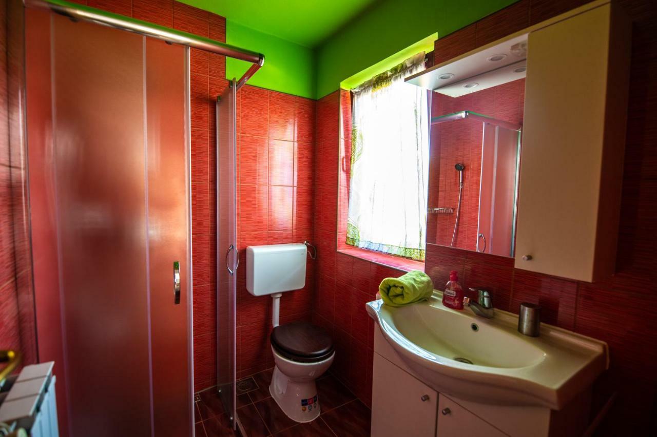 Holiday Home Mara Fondole Bagian luar foto