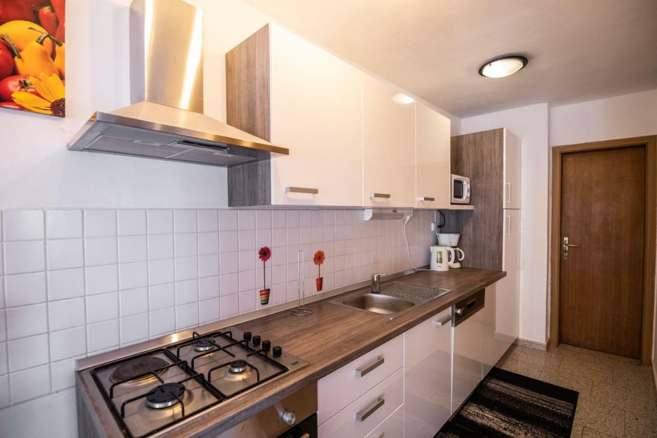 Holiday Home Mara Fondole Bagian luar foto