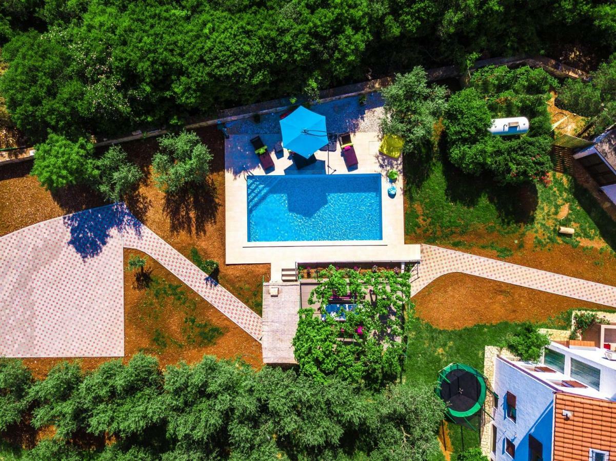 Holiday Home Mara Fondole Bagian luar foto